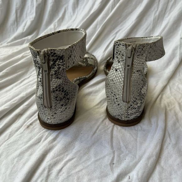 New 💖Seychelles Leather Snake Print Ankle Strap Lofty Sandals - 8.5 - Picture 3 of 12